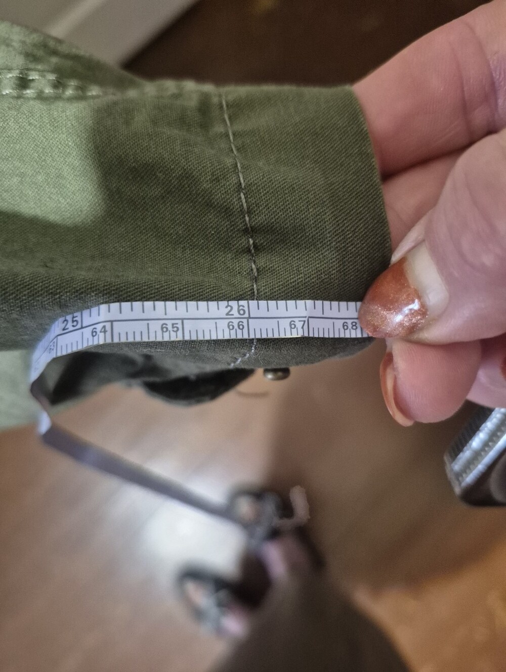 Ashley By 26 International Embroidered Utility Jacket Olive M 18.5” PTP - Picture 10 of 10